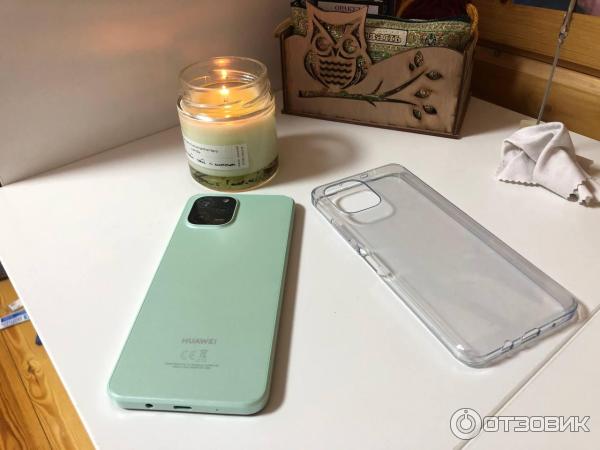 Смартфон Huawei Nova Y61 фото