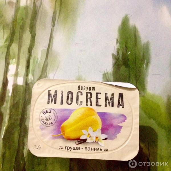 Отзыв о Йогурт Miocrema груша-ваниль | Ложковый йогурт с плохим составом.