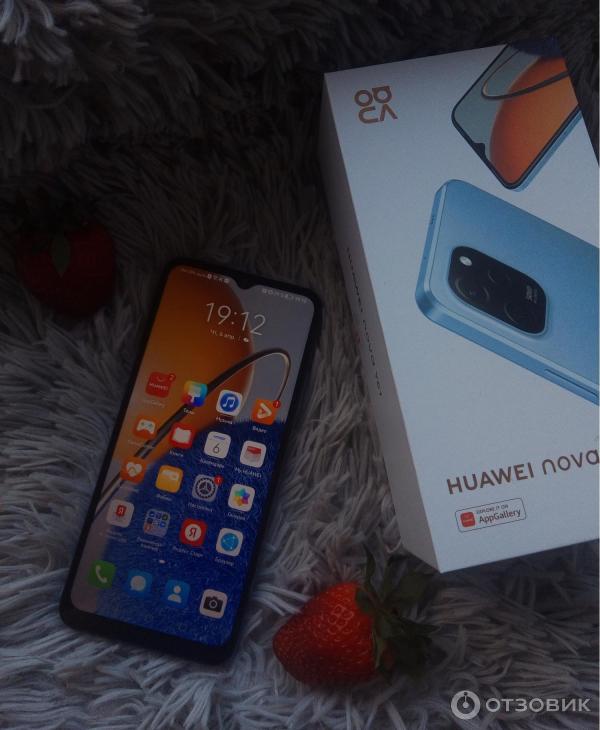 Смартфон Huawei Nova Y61 фото