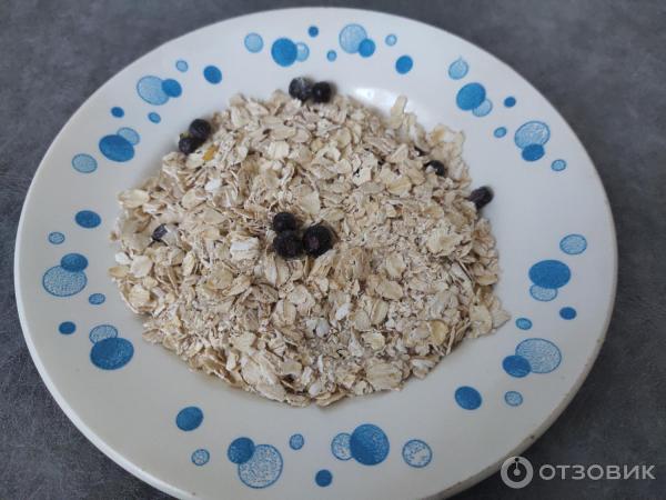 Отзыв о Каши Nestle "Быстров" | Вкусно. Цельные сушёные ягодки.