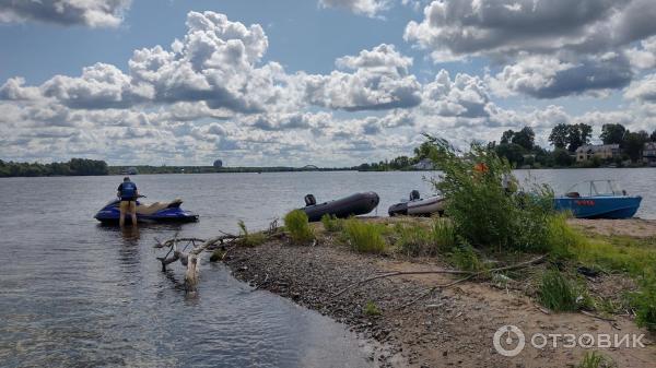 Лодочная прогулка по Волге (Россия, Калязин) фото