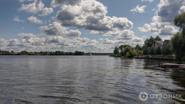 Лодочная прогулка по Волге (Россия, Калязин) фото