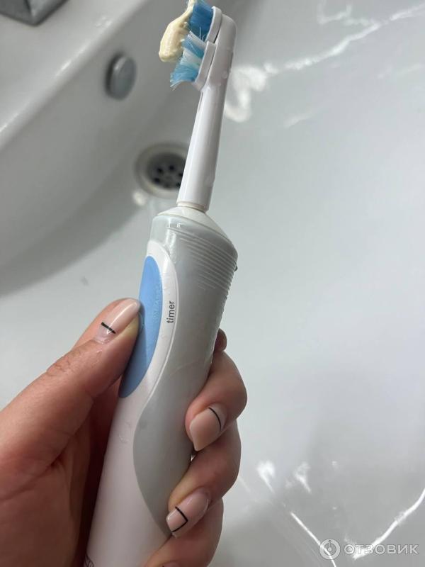 Отзыв о Электрическая зубная щетка Braun Oral-B Vitality Cross Action ...