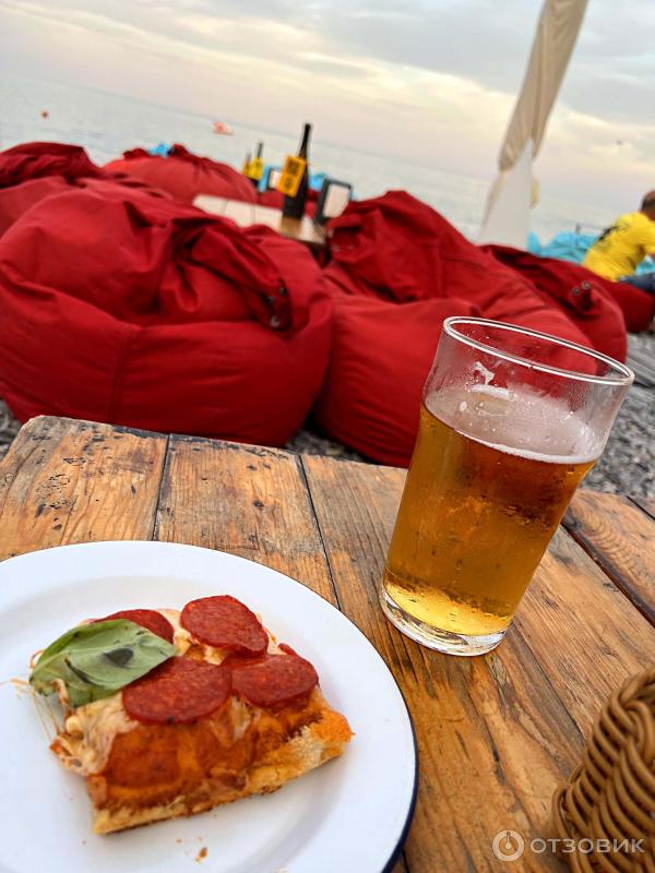 Отзыв о Кафе Hungry Bird (Россия, Ялта) | Пляж, кафе и кальян в одном ...