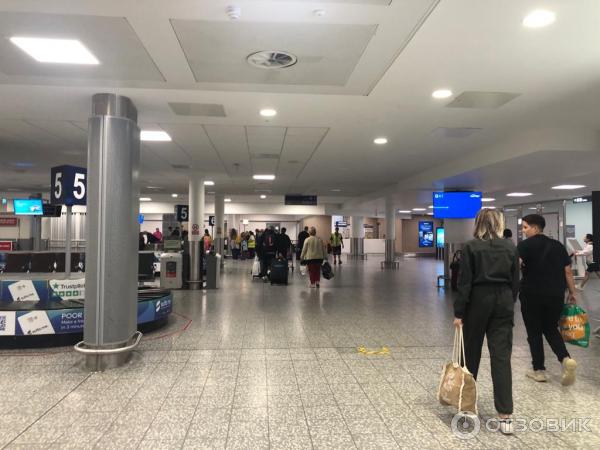 Аэропорт Bristol Airport (Англия, Бристоль) фото