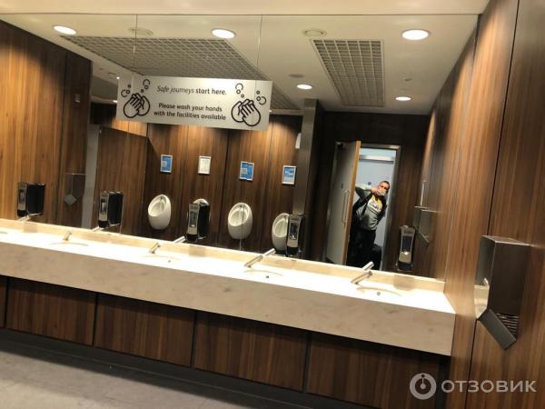 Аэропорт Bristol Airport (Англия, Бристоль) фото