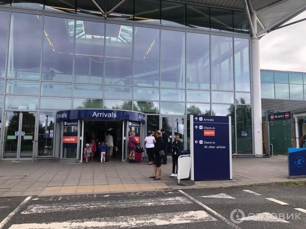 Аэропорт Bristol Airport (Англия, Бристоль) фото