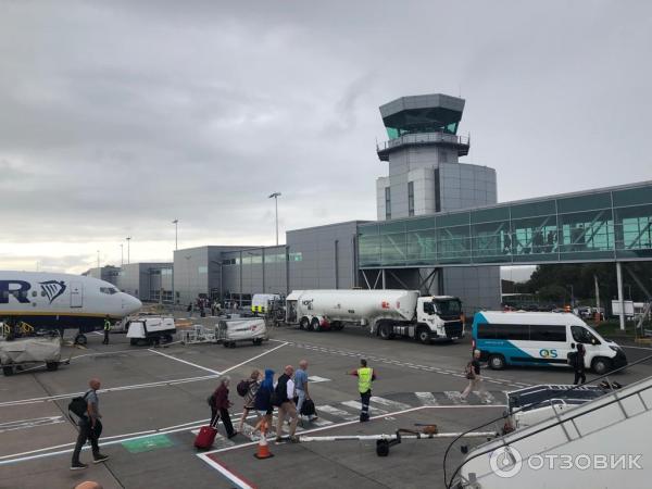 Аэропорт Bristol Airport (Англия, Бристоль) фото
