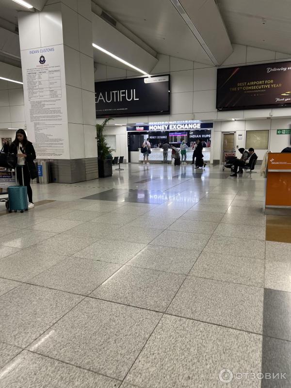 Международный аэропорт Нью-Дели фото